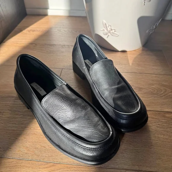 HVOYA kyiv Bowie Black Leather Loafers Sleek Slip-On Design - Picture 4 of 4